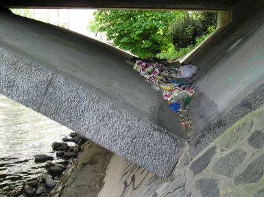 sdlo bezdomovc v most na ofn